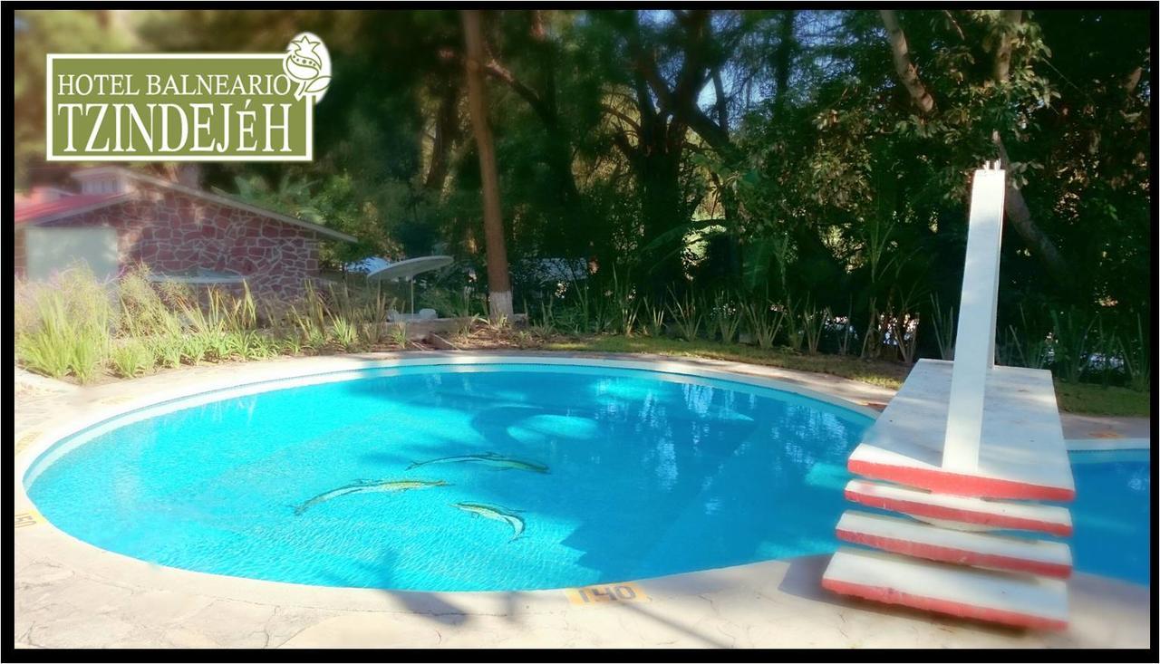 Hotel Balneario Tzindejeh Tasquillo Екстер'єр фото