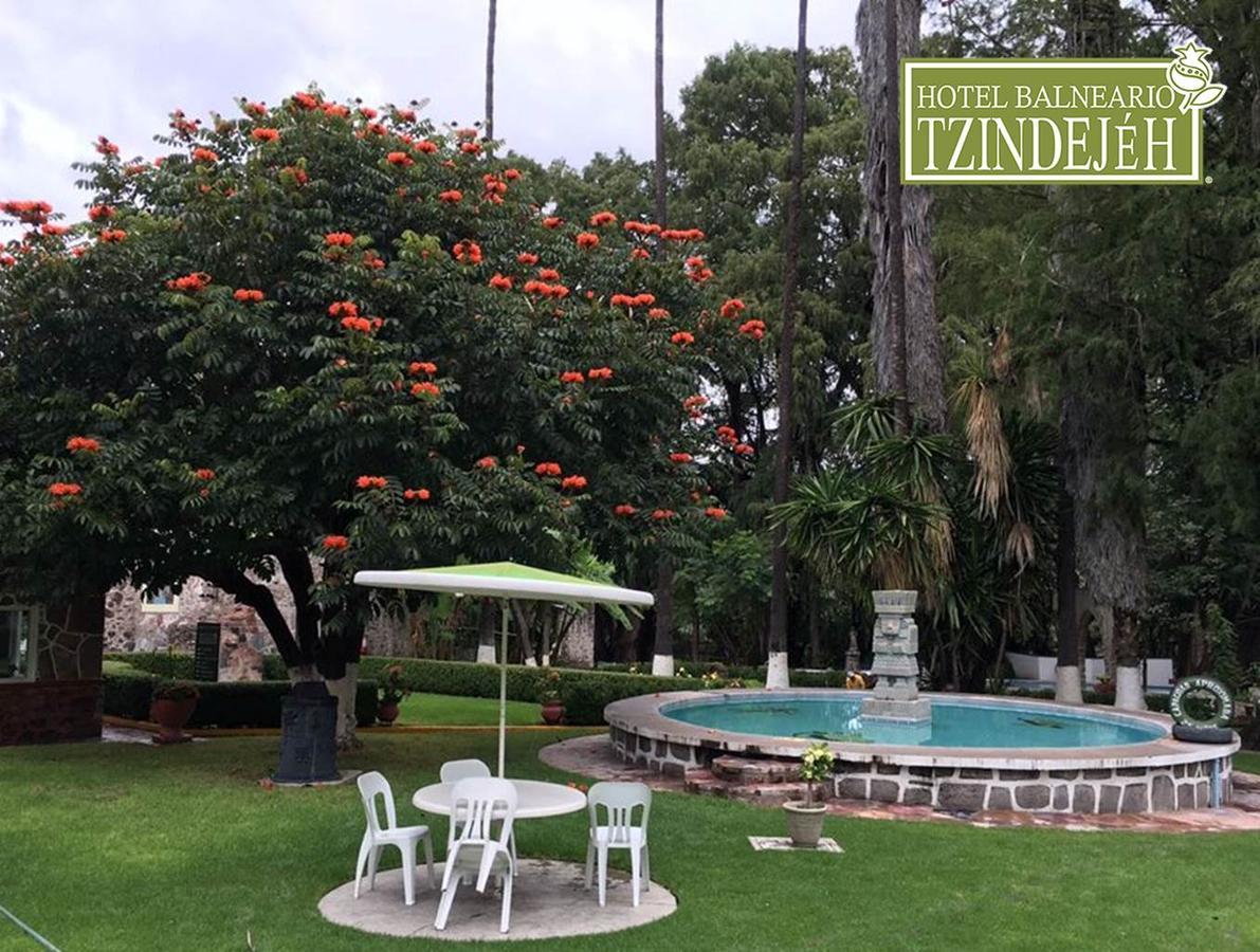 Hotel Balneario Tzindejeh Tasquillo Екстер'єр фото