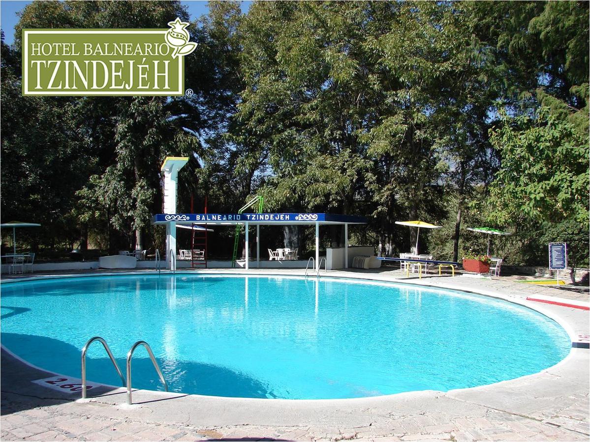 Hotel Balneario Tzindejeh Tasquillo Екстер'єр фото