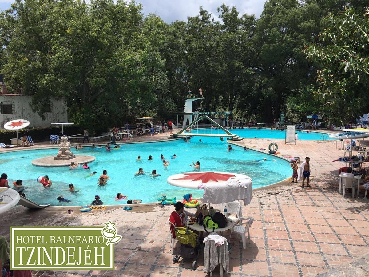 Hotel Balneario Tzindejeh Tasquillo Екстер'єр фото